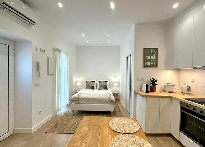 Cute 2 Mins From Apartamento *